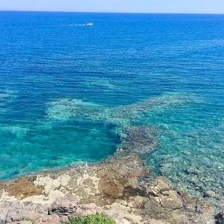 Terrace On The Sea 펜션 아그노네배그니