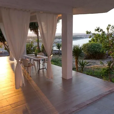 Terrace On The Sea 펜션 *